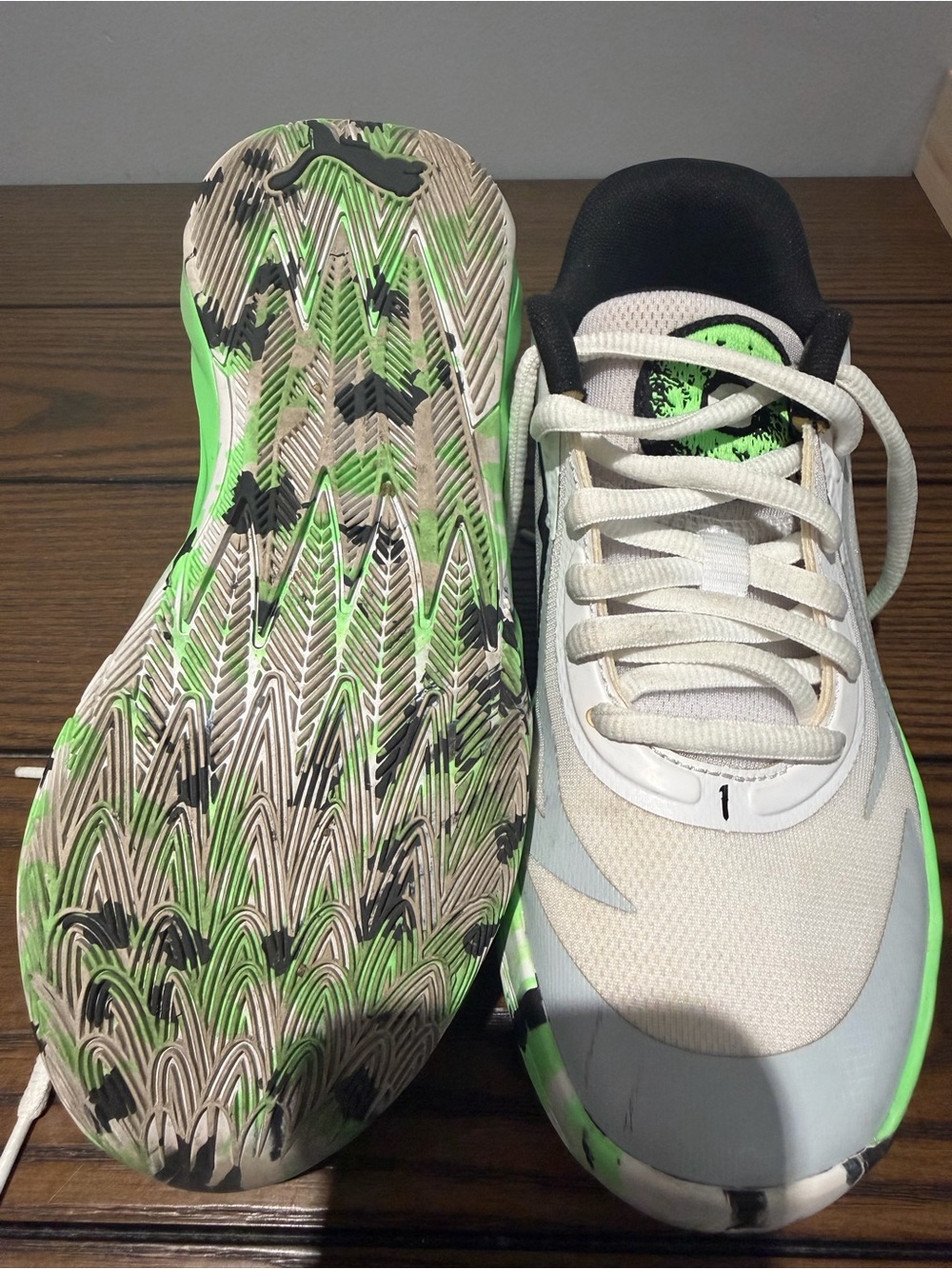 Puma Kids Sneakers White Black Lime Green - Picture 2 of 3